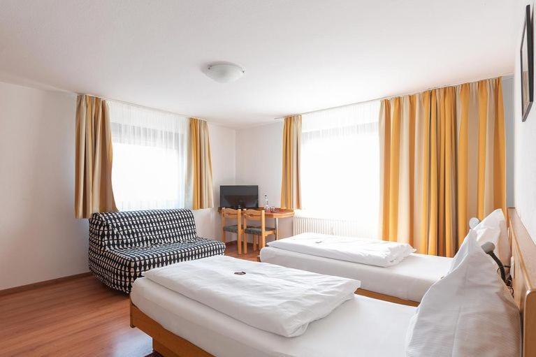 Landgasthof Traube Heidenheim an der Brenz Ngoại thất bức ảnh